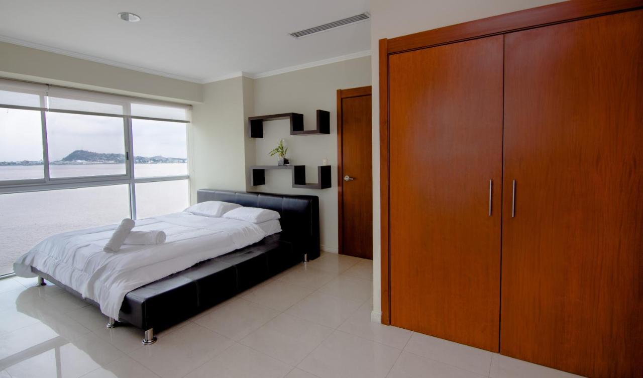 Riverfront I 1, Piso 4, Suite Vista Al Rio, Puerto Santa Ana, Guayaquil Exteriör bild